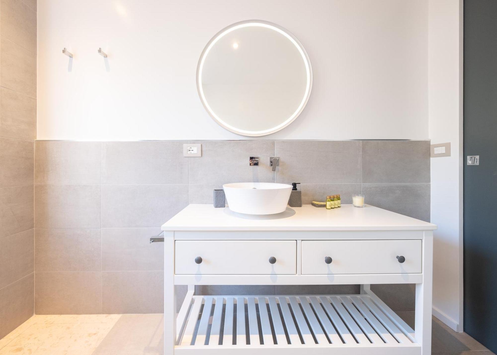 Luxury Suite La Terrazza In Pieno Centro In Cagliari Eksteriør billede